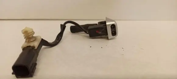 Volvo XC70 Windshield washer spray nozzle 