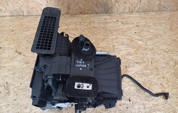 Renault Captur Interior heater climate box assembly 272700726R