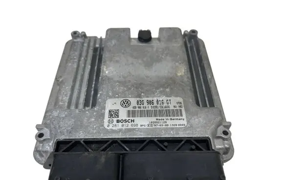 Skoda Superb B5 (3U) Engine control unit/module 03G906016GT 0281012698 038906016K