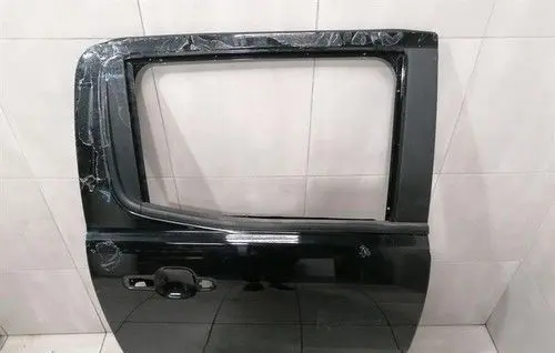 Ford Ranger IV Rear door