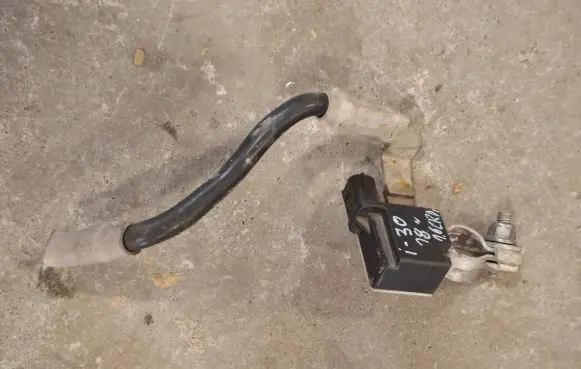 Hyundai i30 Negative earth cable (battery) 37180G4100