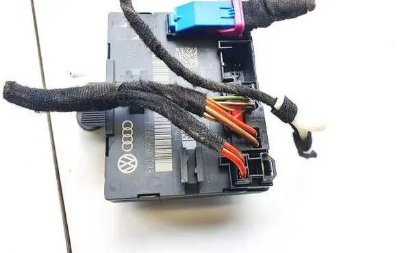 Audi A5 8T 8F Door control unit/module 8k0959792e
