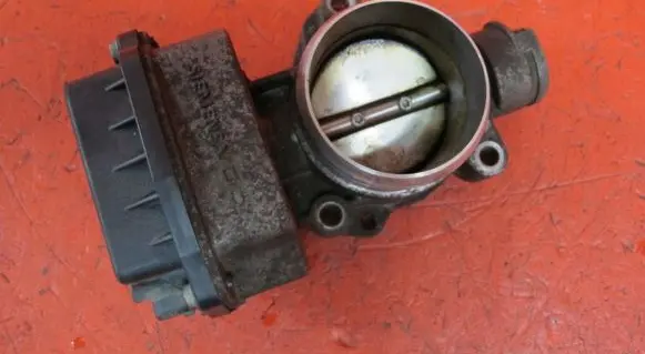 Citroen C5 Throttle valve 9650787380