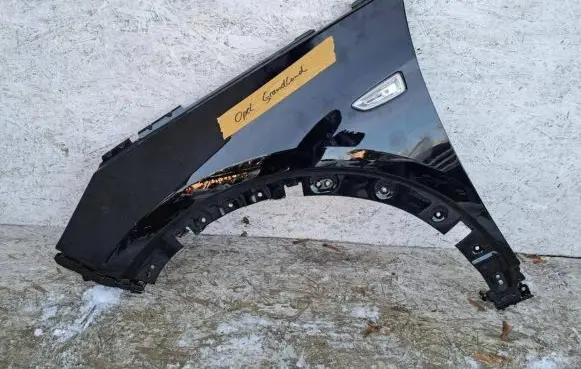 Opel Grandland X Fender 9817517180