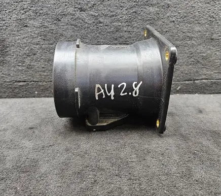 Audi A4 S4 B5 8D Mass air flow meter 078133471C