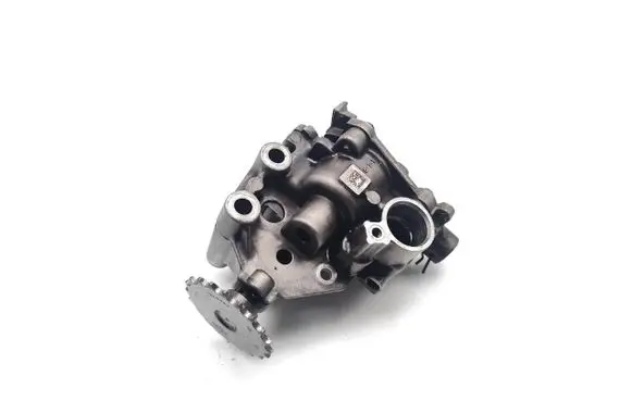 Opel Vivaro Oil pump 8200345633 150157688R