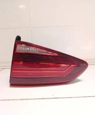 Volkswagen Golf VII Tailgate rear/tail lights 5G0945094AG L90124375