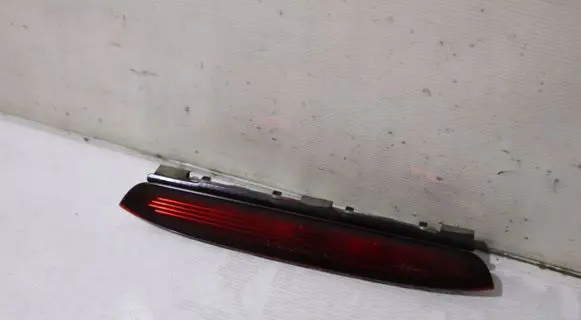 Toyota Corolla Verso E121 Third/center stoplight