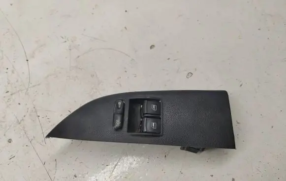 Skoda Fabia Mk1 (6Y) Electric window control switch 6Y1867227B