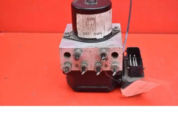Opel Insignia A ABS Pump 13328651
