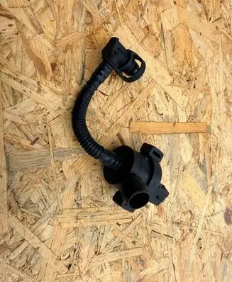 BMW 1 E81 E87 Valve vacuum 7551262