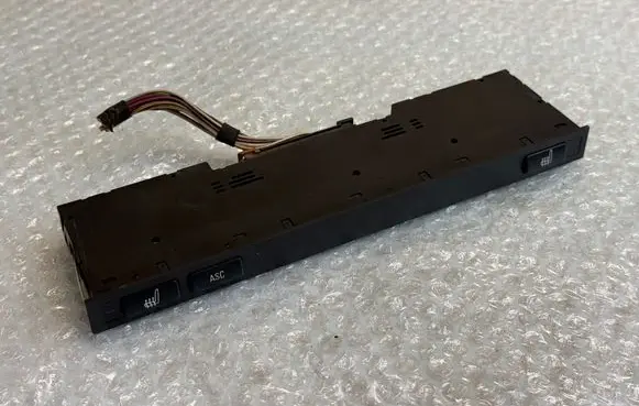 BMW 5 E39 Seat heating switch 8373712 61318373712