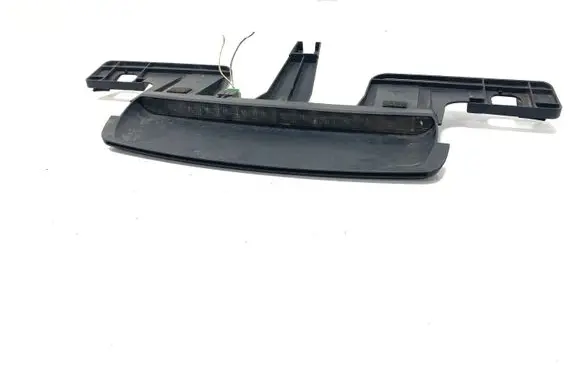 Volvo S80 Third/center stoplight 8635070