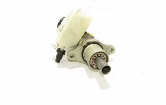 Ford Focus Master brake cylinder
