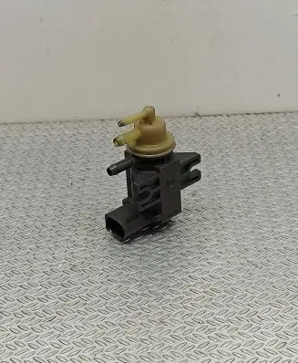 Volkswagen Golf VI Turbo solenoid valve 1K0906627B 4011464A