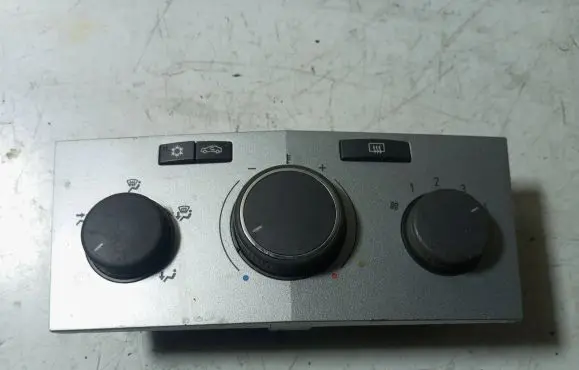 Opel Zafira B Climate control unit 13308174