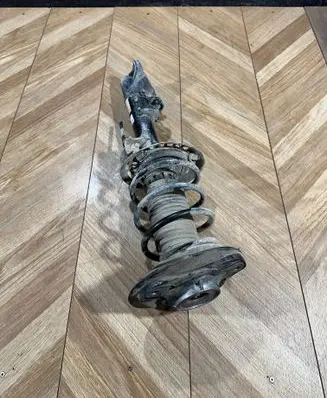 Mercedes-Benz E W212 Front shock absorber with coil spring 317560 36K70A
