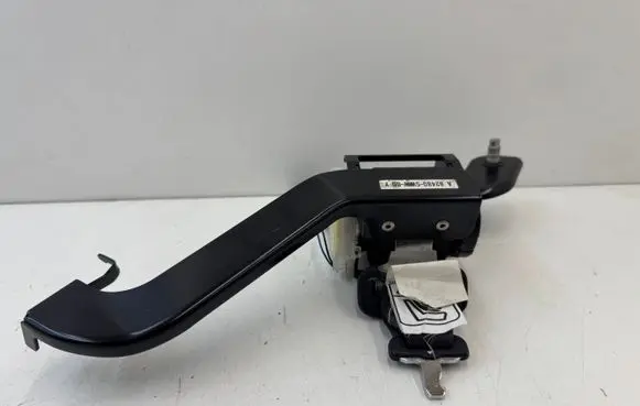 Honda CR-V Middle seatbelt (rear) 6073772