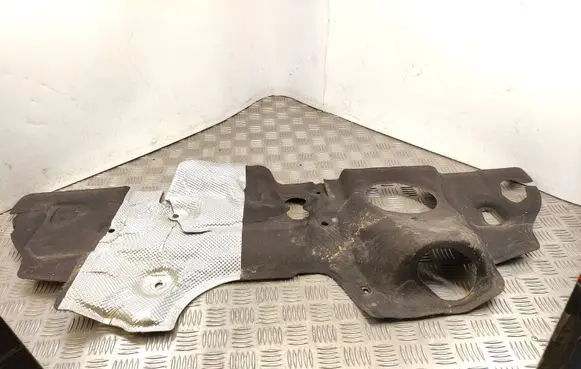 Audi A3 S3 8V Heat shield in engine bay 5Q1863353G 589067 111057