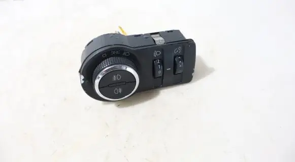 Chevrolet Cruze Light switch