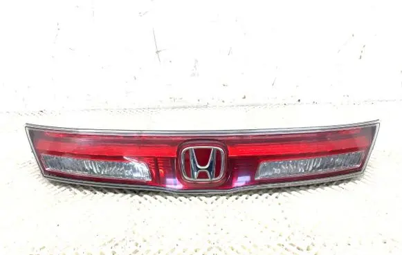 Honda Civic Trunk door license plate light bar 