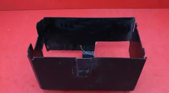 Battery box tray