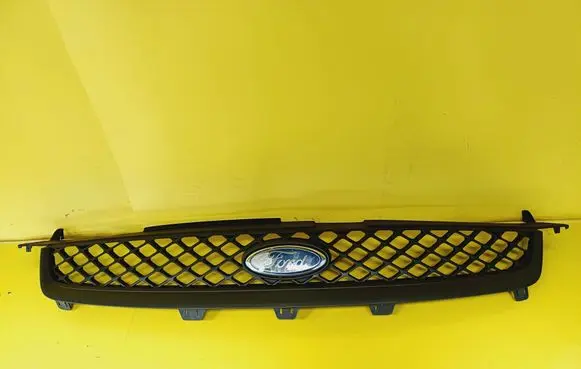 Ford Fiesta Front grill 6S618200AC