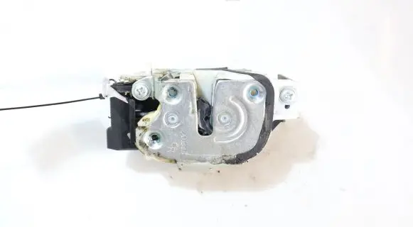 Mitsubishi Outlander Rear door lock