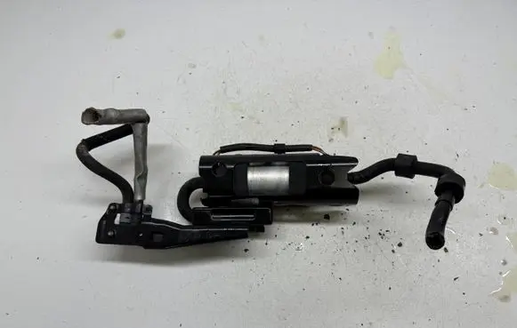 Volkswagen PASSAT CC Fuel injection high pressure pump 1K0127023N 5N0906129B 5N0906274B