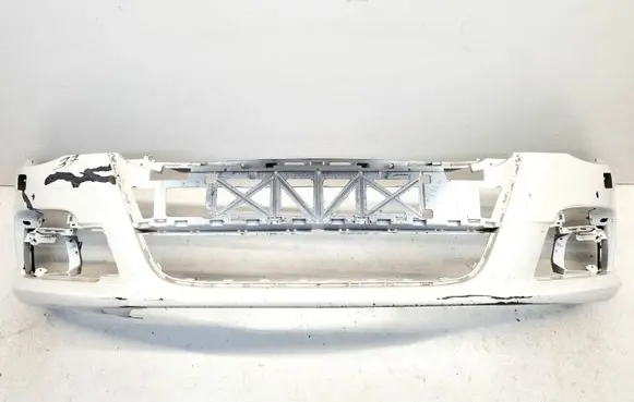 Volkswagen PASSAT CC Front bumper 3C8807217