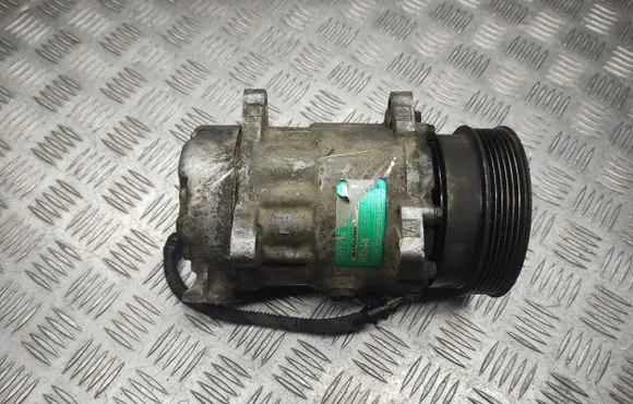 Peugeot 206 Air conditioning (A/C) compressor (pump) SD7V16 0147012060 R134A