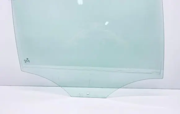 Volkswagen PASSAT B6 Rear door window glass 3C5845026