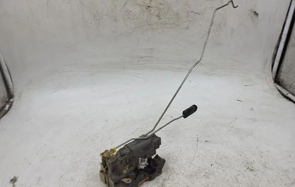 Renault Kangoo I Front door lock 