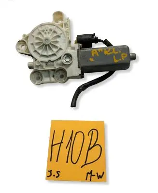 Mercedes-Benz A W168 Front door window regulator with motor 0130822016
