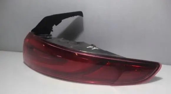 Alfa Romeo Giulia Rear/tail lights