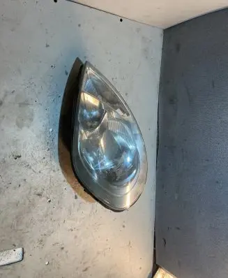 Opel Vivaro Headlight/headlamp
