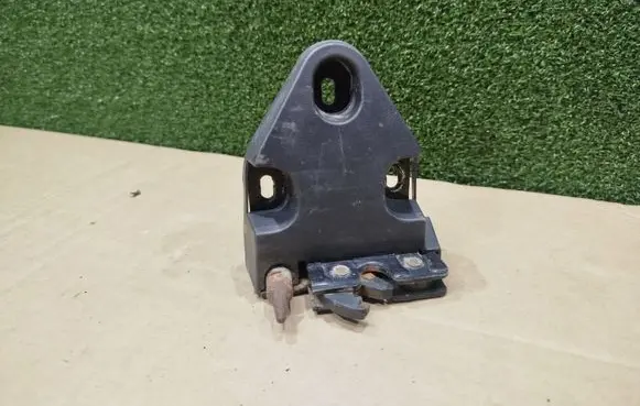 Renault Trafic III (X82) Loading door lock 19800918
