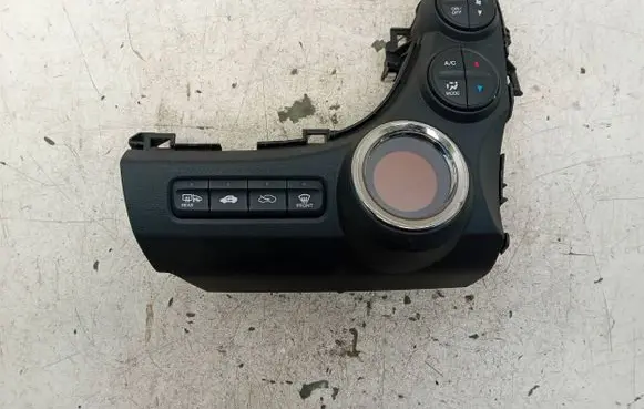 Honda Jazz Climate control unit TF0E62 BK15N