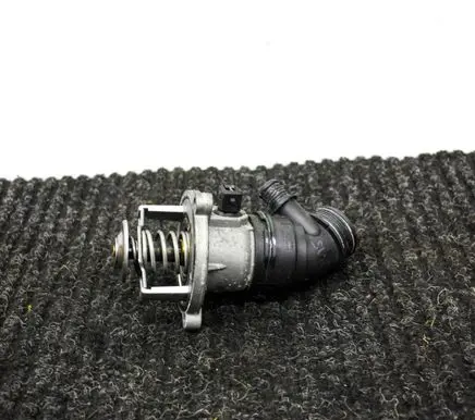 BMW X5 F15 Thermostat 7586885 7576334