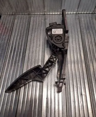 Mercedes-Benz GLE (W166 - C292) Accelerator throttle pedal 2923000100 A2923000100