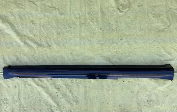 Mercedes-Benz A W169 Sill/side skirt trim A1696102408