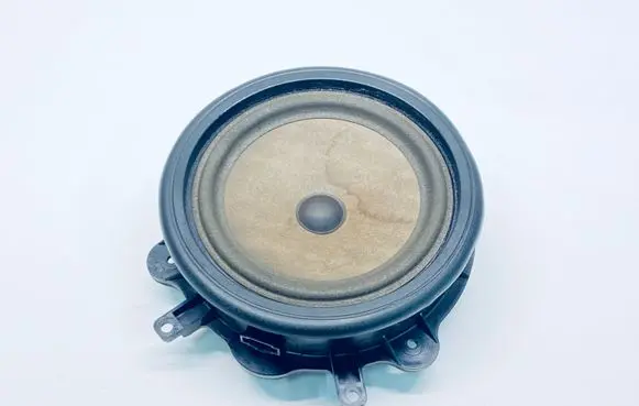 Audi A3 S3 A3 Sportback 8P Front door speaker 8P0035411