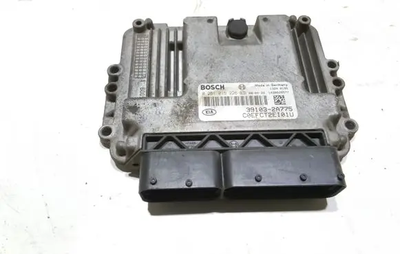 KIA Pro Cee'd I Engine control unit/module 391032A775
