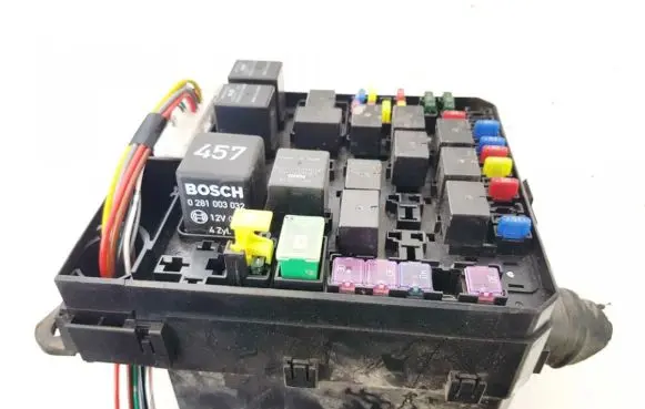 Mitsubishi Outlander Fuse box set pr06102000