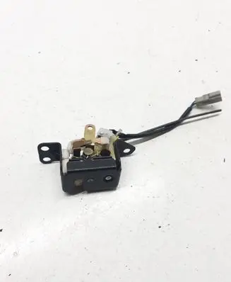 Honda CR-V Tailgate window lock/catch/latch 