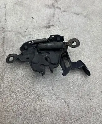 Nissan 350Z Engine bonnet/hood lock/catch