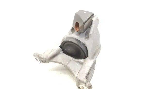 Honda Civic IX Engine mount bracket