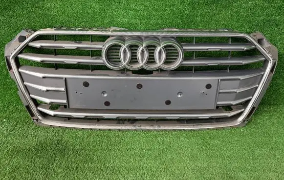 Audi A5 Front bumper upper radiator grill 8W653651R