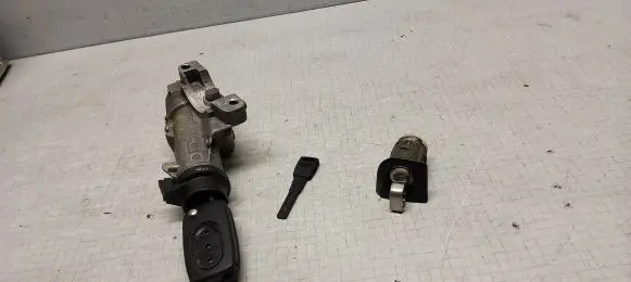 Audi A4 S4 B6 8E 8H Lock set 4B0905851G 4B0905849 8E1837063