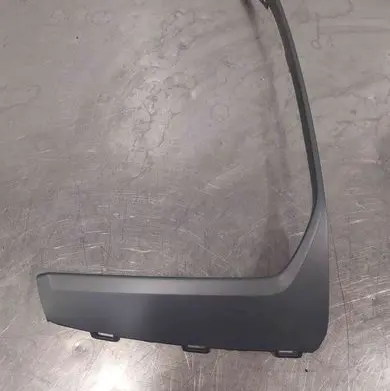 Audi Q7 4M Front bumper splitter molding 4M0807300A